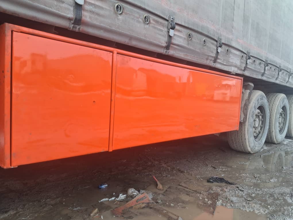 جعبه ترانزیت و تریلی صمدزاده در تهران